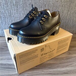 Dr. Martens Leona Lo Smooth Leather Heeled Lace-Up Platform Shoes Black Size 7